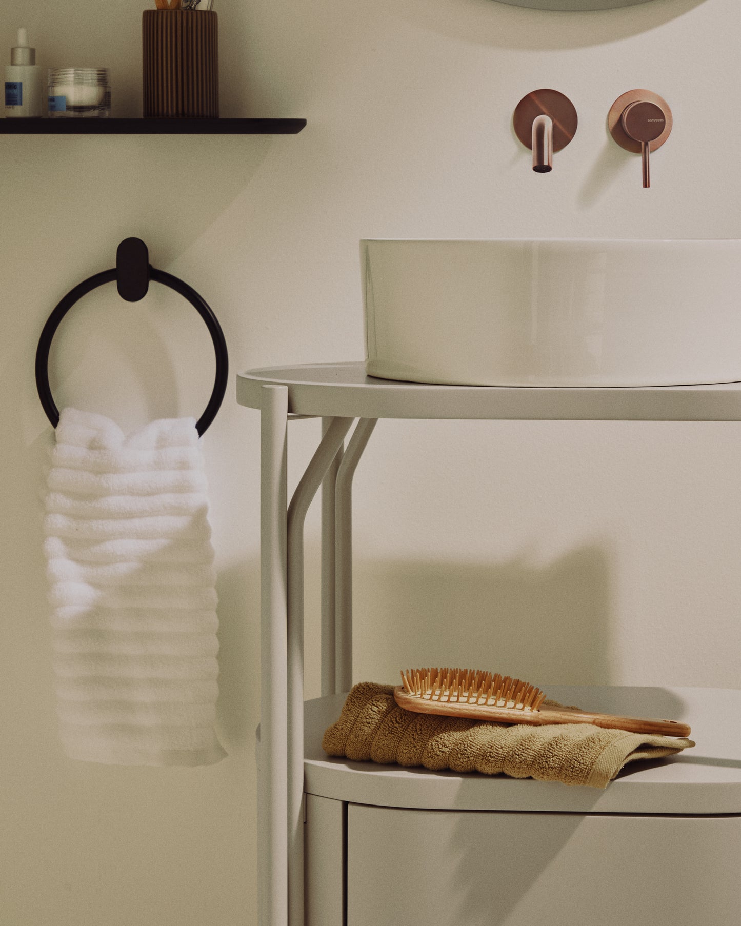 Mobile bagno Arely con struttura in acciaio e MDF laccato bianco 60 x 40 cm