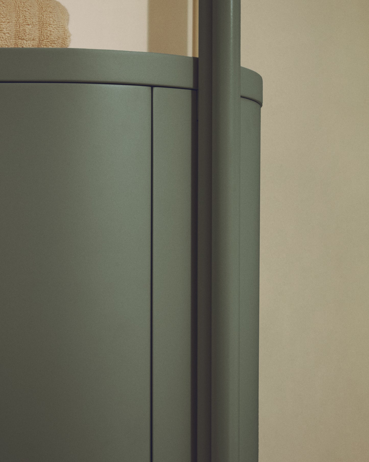 Mobile bagno Arely con struttura in acciaio e MDF laccato verde 60 x 40 cm