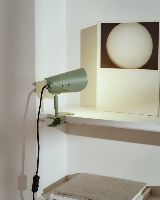 Lampada piccola Jula con morsetto in metallo verde
