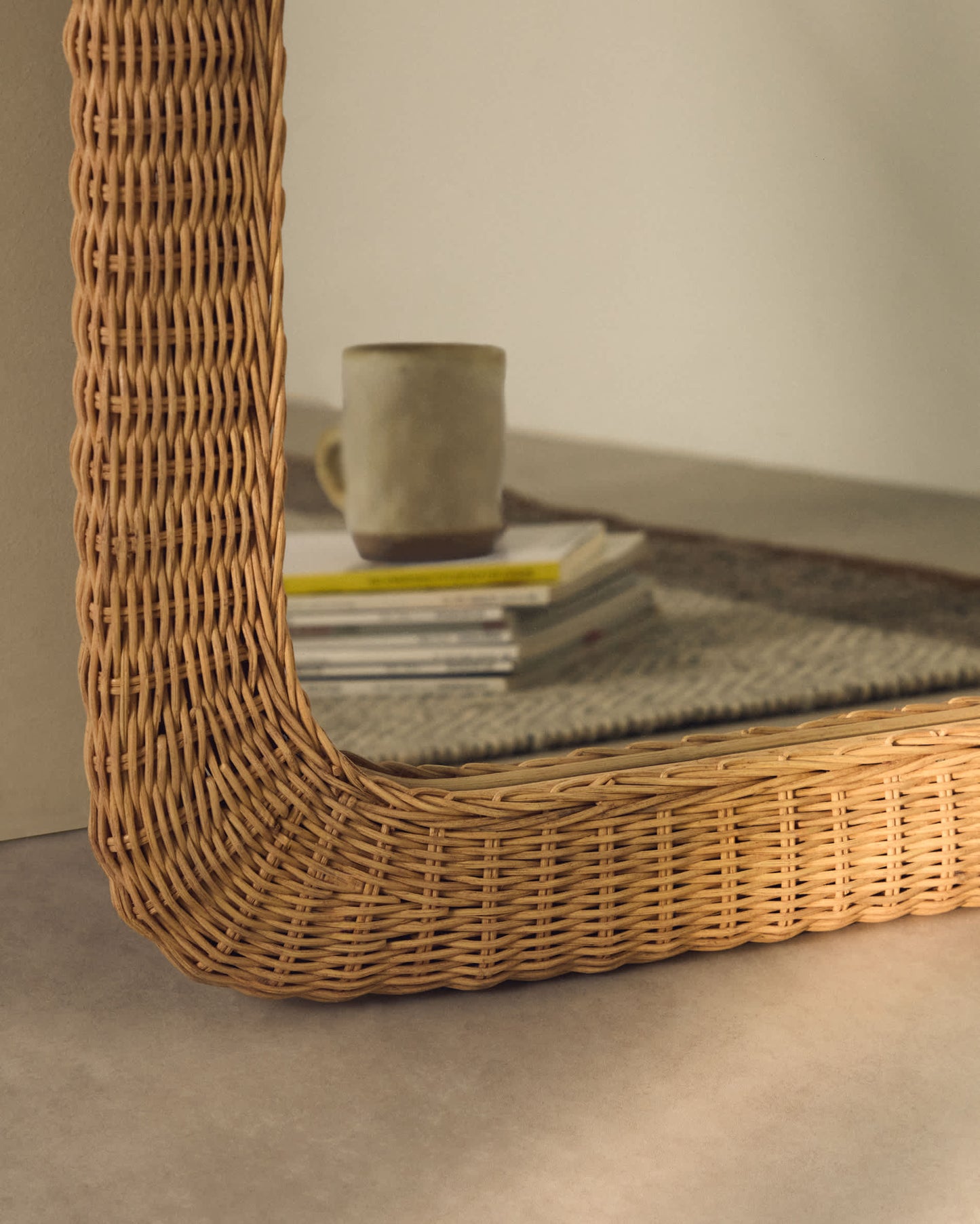 Specchio in rattan Zilna 58 x 79 cm