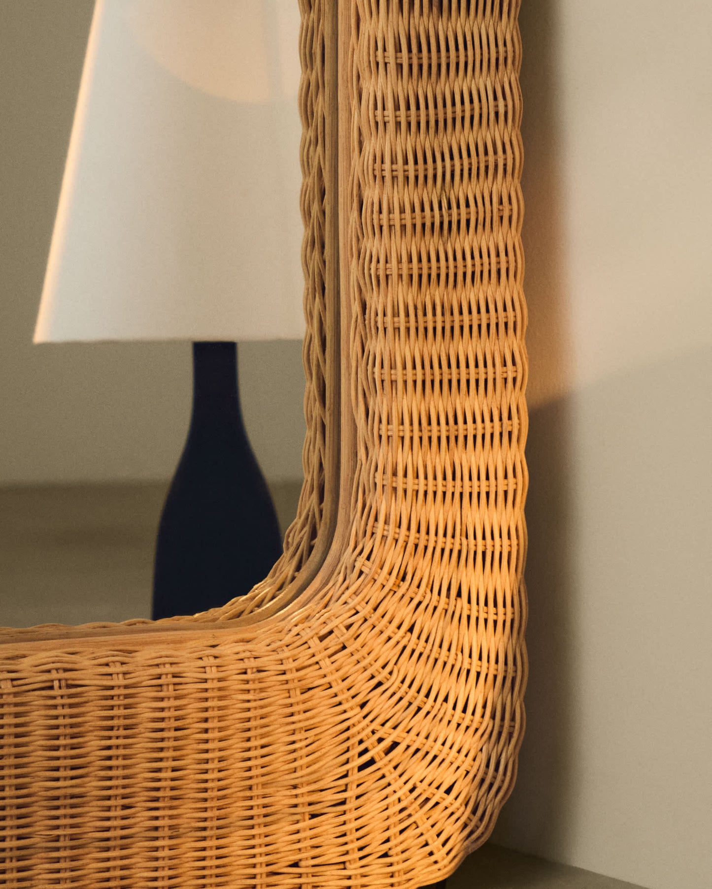 Specchio in rattan Zilna 58 x 120 cm