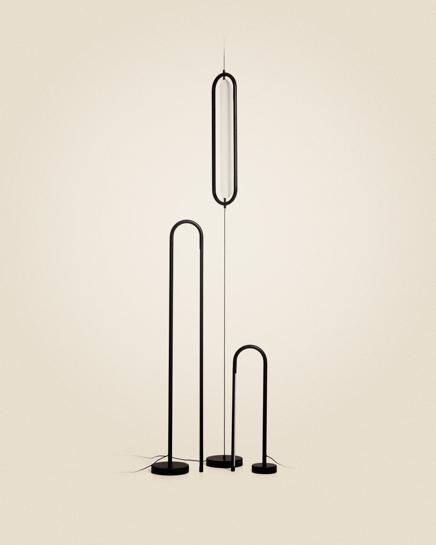 Lampada da soffitto Bow in alluminio nero Ø 16 cm