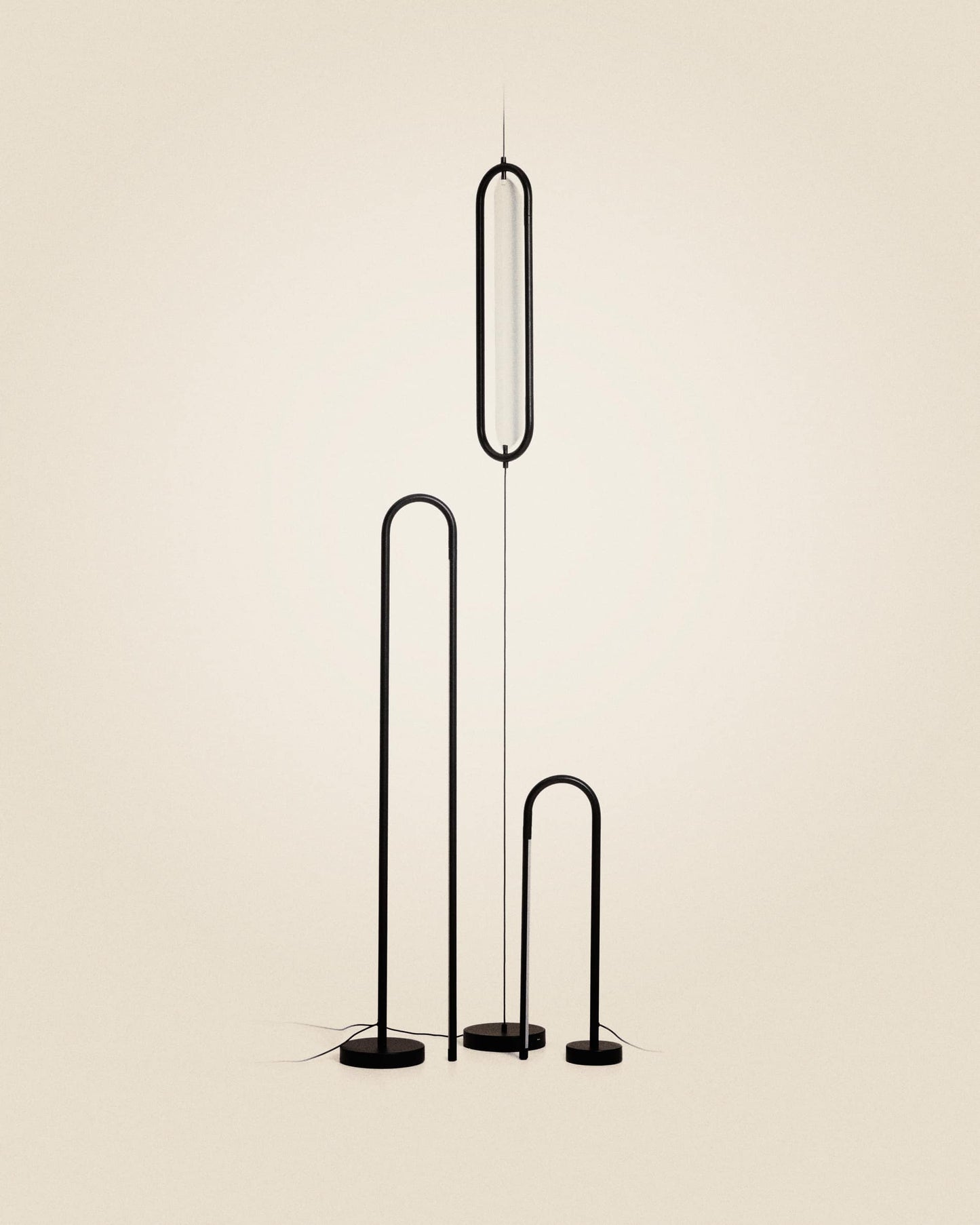Lampada da soffitto Bow in alluminio nero Ø 16 cm