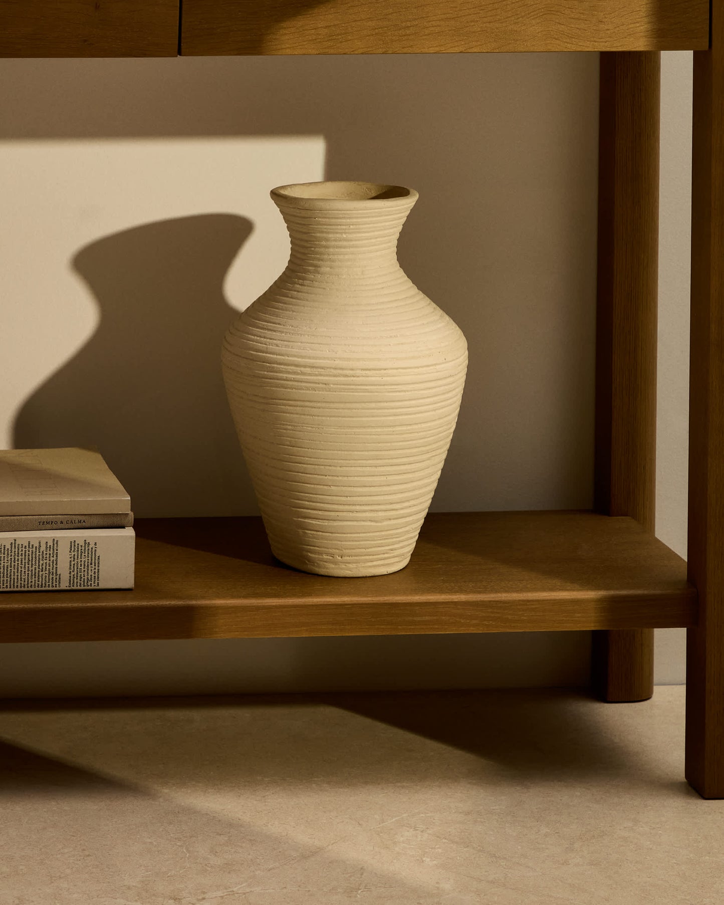 Vaso Pria in cartapesta beige 36 cm