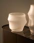 Vaso Neluo in vetro opalino bianco, 31,5 cm