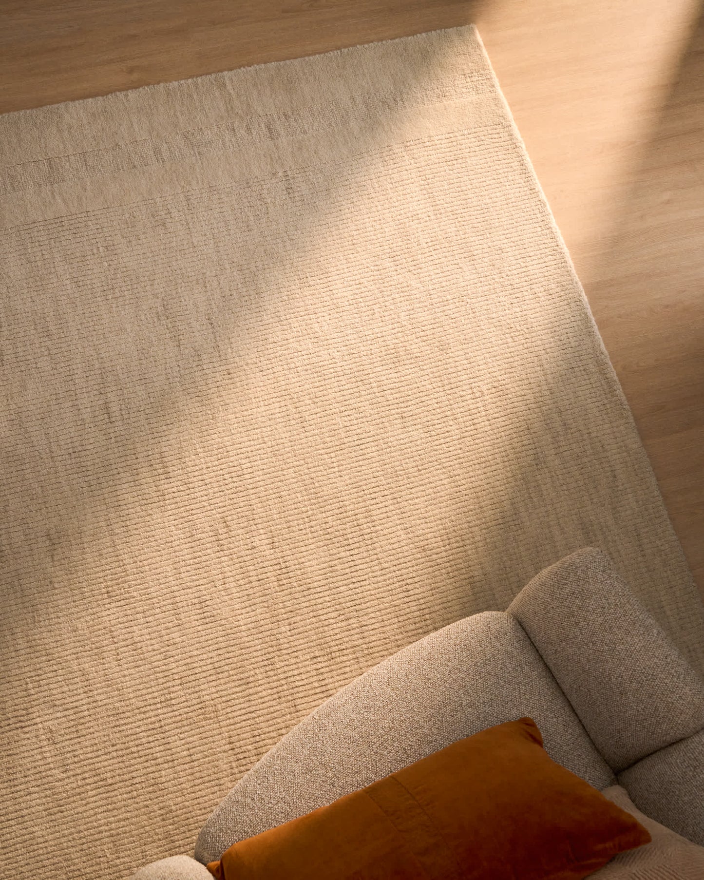 Tappeto Dalena in lana jacquard a righe beige 300 x 200 cm