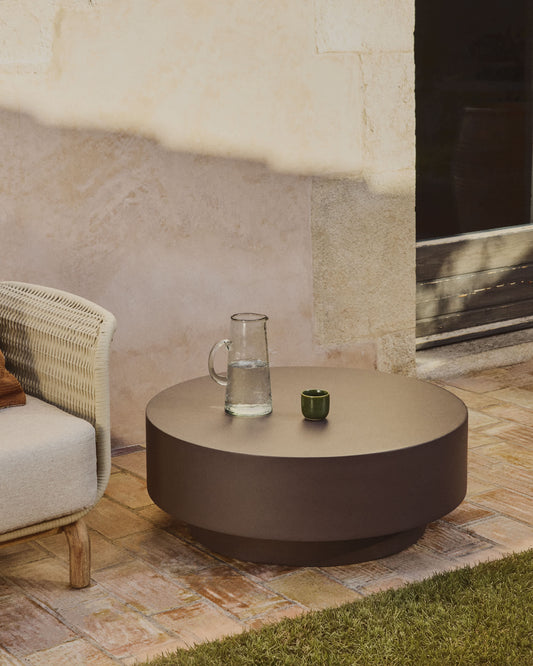 Tavolino Garbet in cemento marrone Ø 80 cm