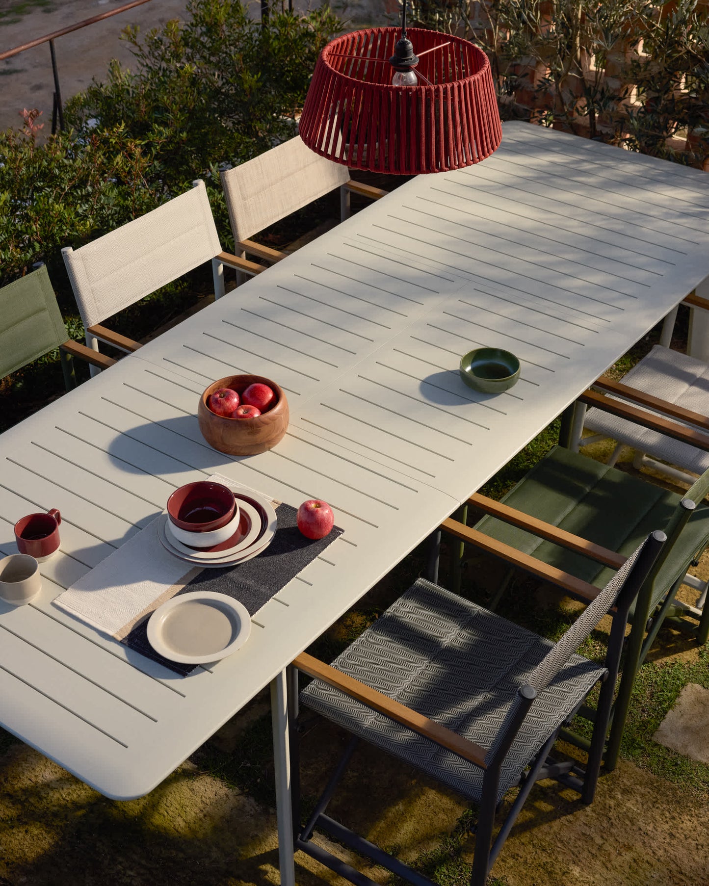 Tavolo allungabile Brela in alluminio color naturale 205(287) x 100 cm