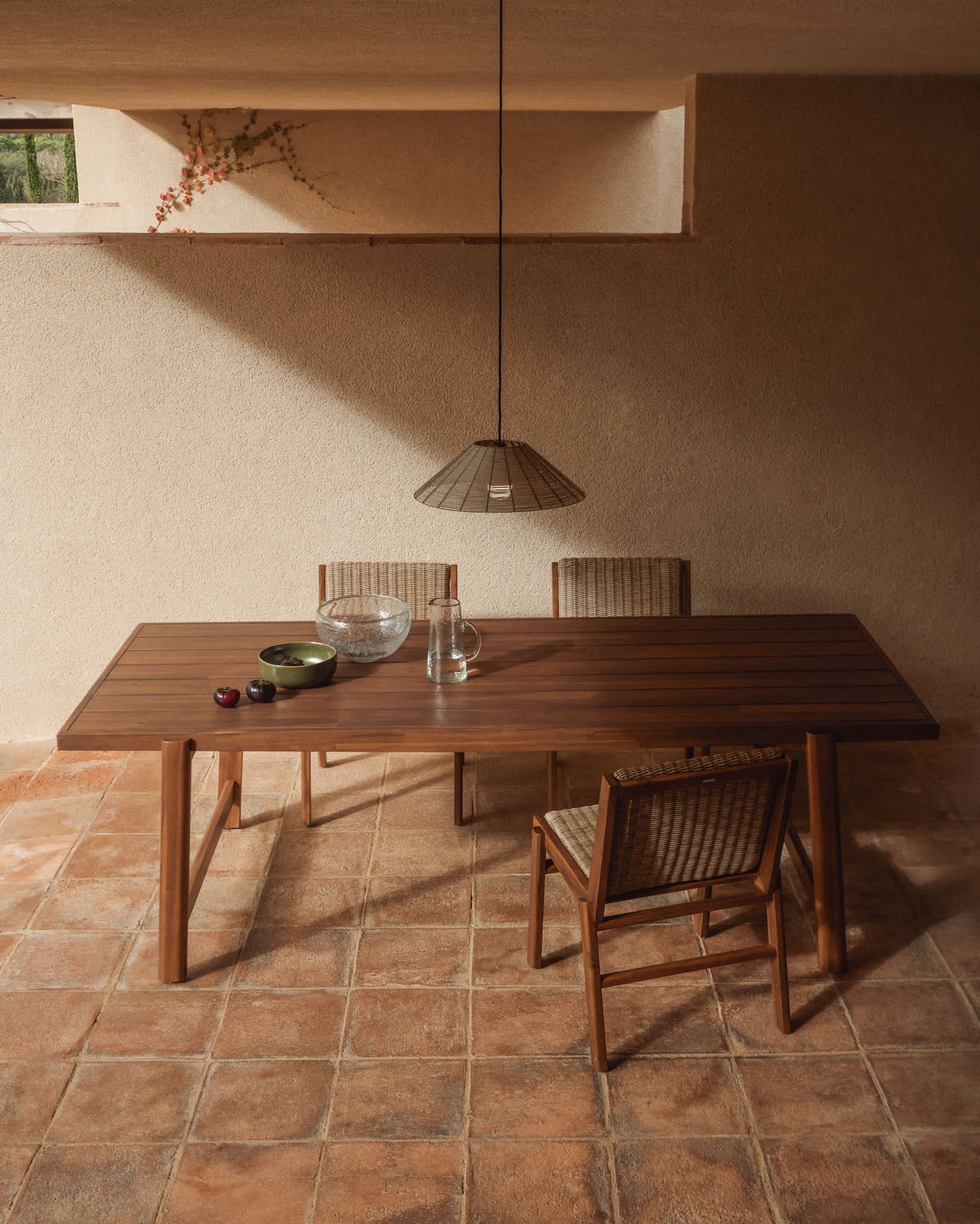 Tavolo da esterni Itani in legno massiccio di acacia 200 x 100 cm FSC 100%