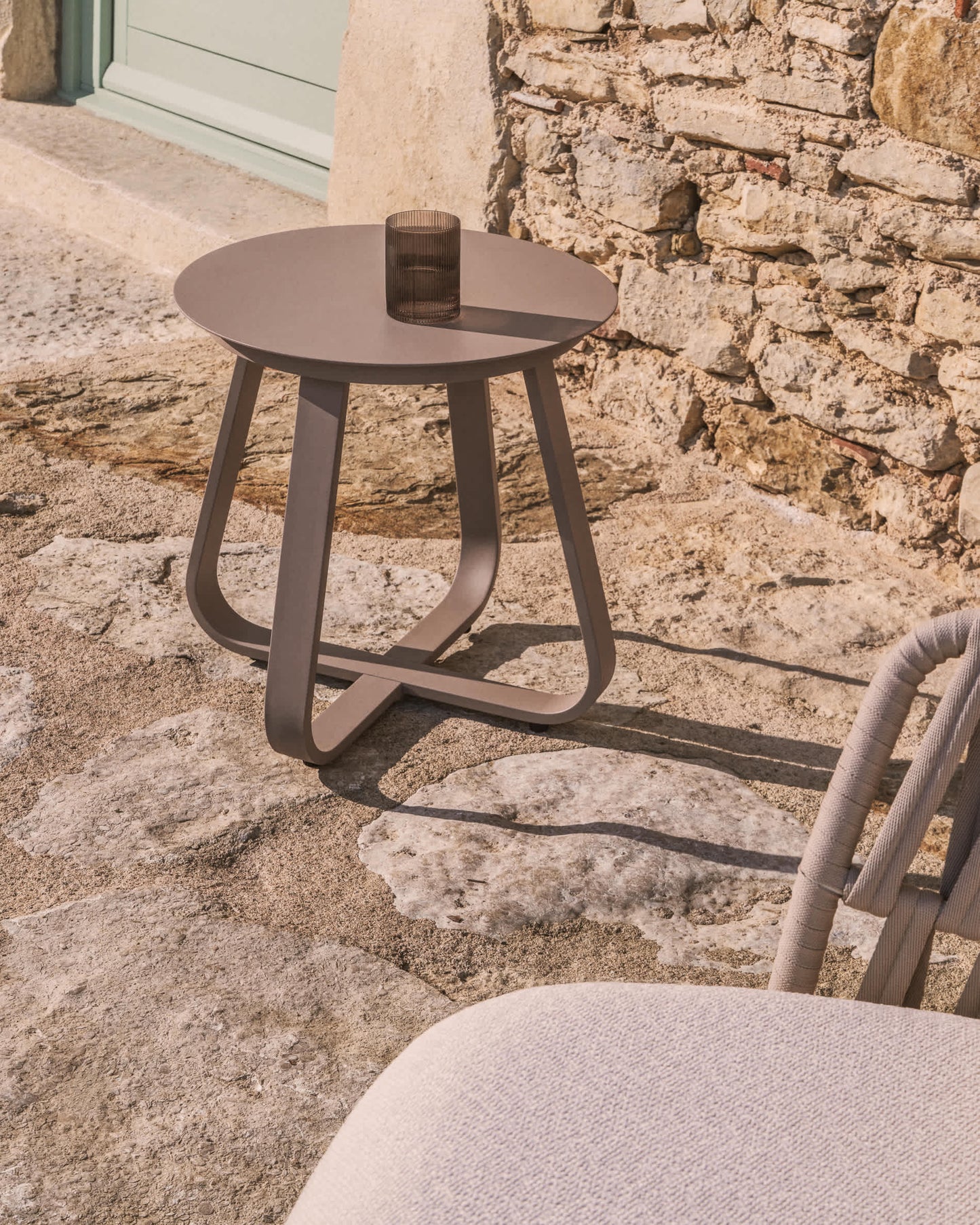 Tavolino da appoggio per esterno Tamaris in alluminio tortora Ø 48 cm
