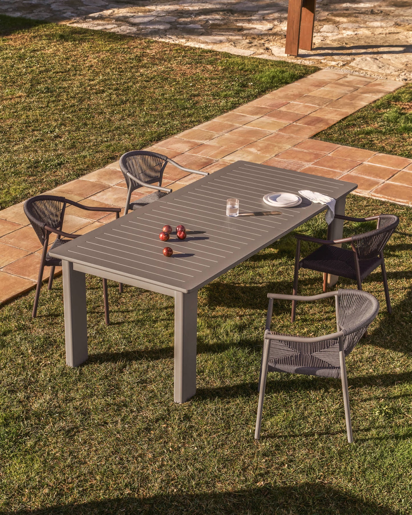 Tavolo allungabile Livorno in alluminio tortora 233(350) x 100 cm