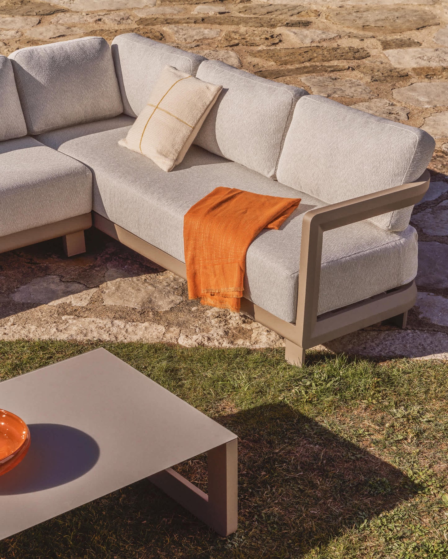 Divano Nerano 3 posti in alluminio tortora 208 cm