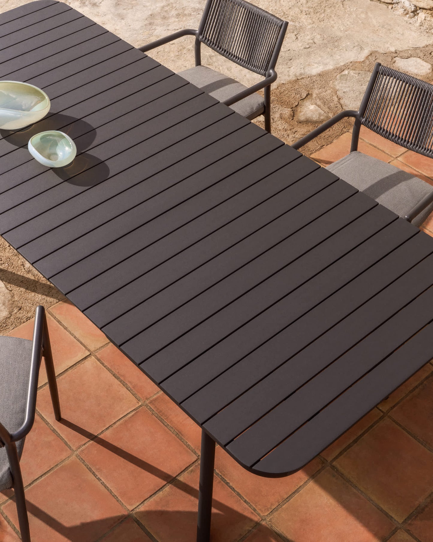 Tavolo allungabile da esterno Izola in alluminio con finitura grafite 220 (280) x 100 cm