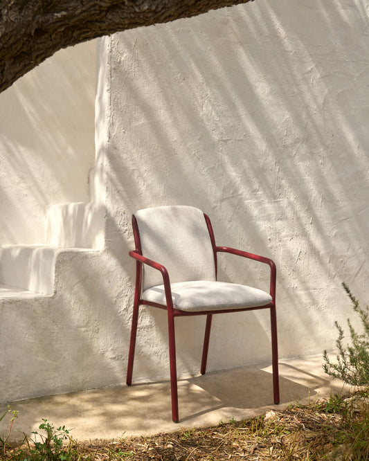 Sedia impilabile da esterno Linosa in alluminio granata con cuscino beige