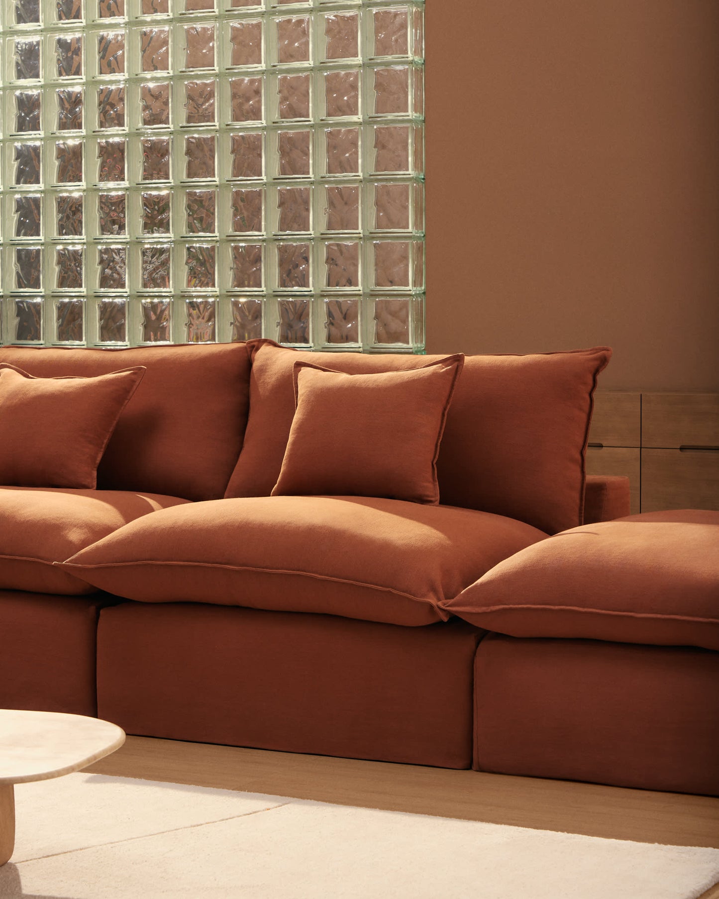 Divano modulare sfoderabile Anarela 2 posti con terminale in 100% lino terracotta 270 cm FSC Mix Credit