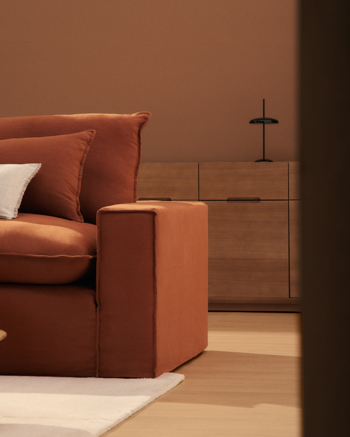 Divano modulare sfoderabile Anarela 3 posti in 100% lino color terracotta 310 cm FSC Mix Credit