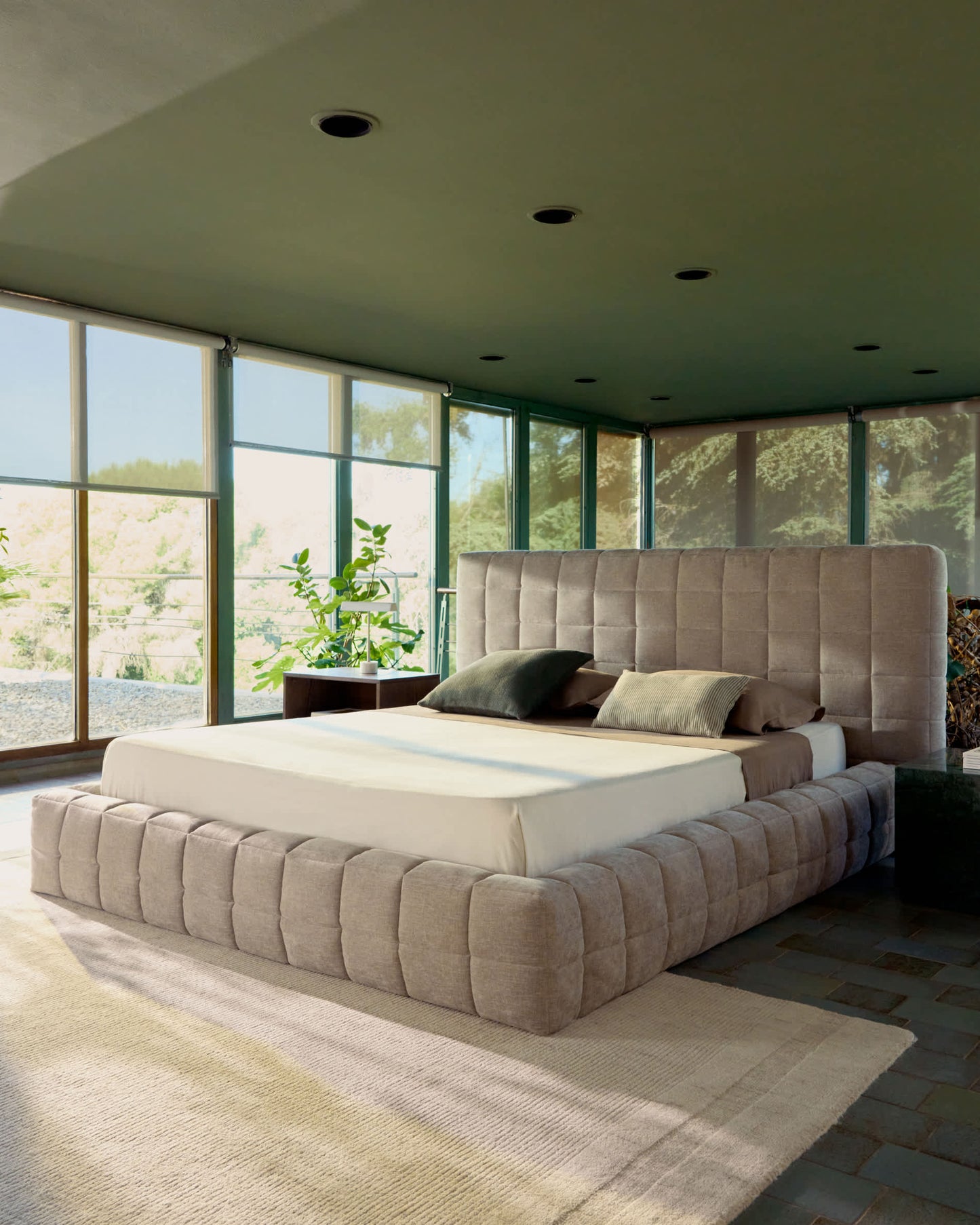 Letto sfoderabile Luiana in ciniglia beige per materasso da 160 x 200 cm