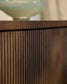 Comò Helvine con 3 cassetti in impiallacciato di frassino con finitura noce 90 x 78 cm FSC 100%
