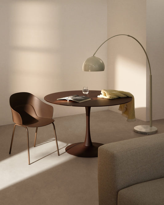 Sedia Sanile con gambe in acciaio con finitura beige