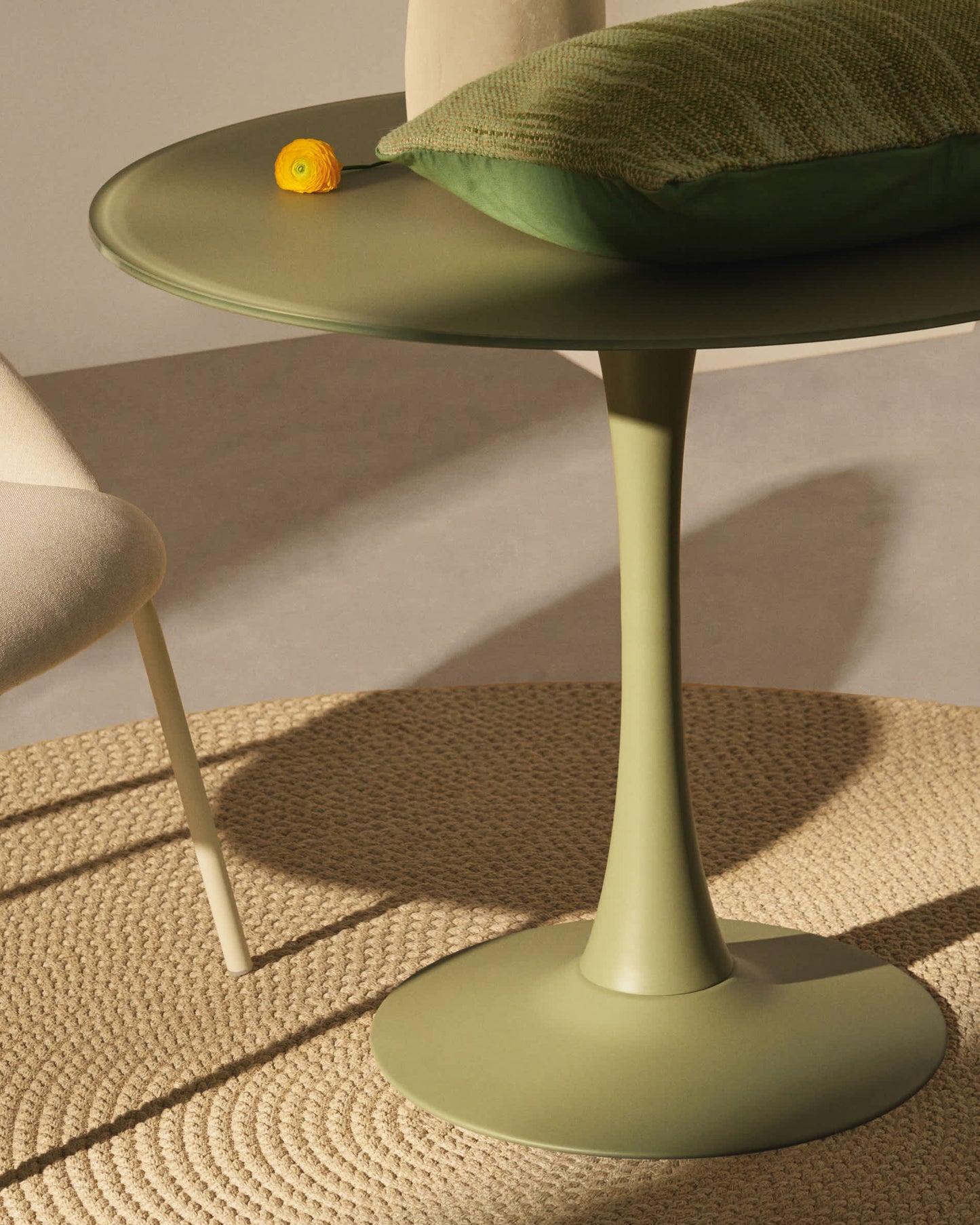Tavolo rotondo Vedira in ceramica écru e acciaio beige Ø 90 cm