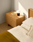 Comodino Norlen 2 cassetti in impiallacciato di rovere con finitura naturale FSC Mix Credit 60 x 52 cm