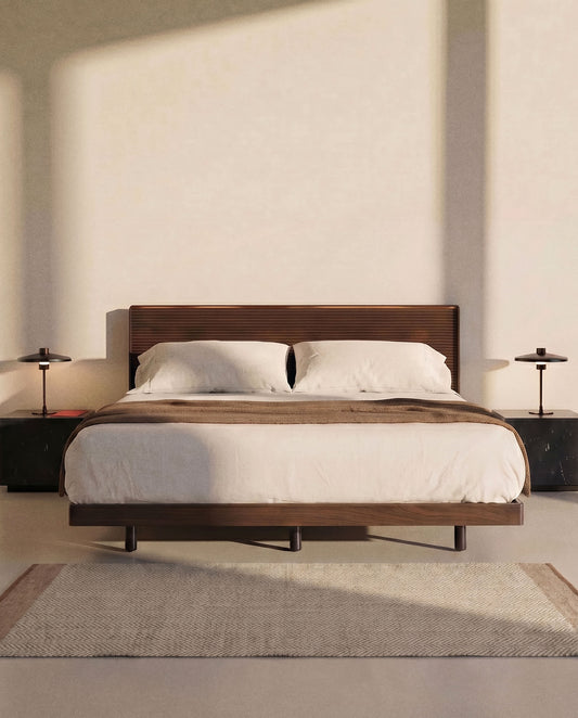 Letto Norlen in impiallacciatura di noce con finitura scura e luce LED per materasso 180 x 200 cm