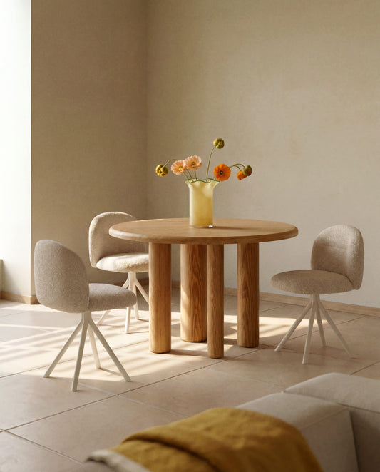 Sedia girevole Arino in ciniglia beige con gambe in metallo beige FSC 100%