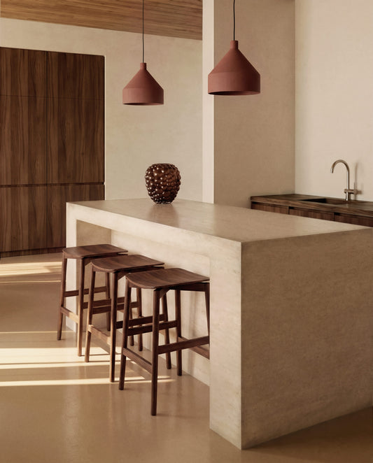 Sgabello Evera in impiallacciato di rovere con finitura noce 65 cm