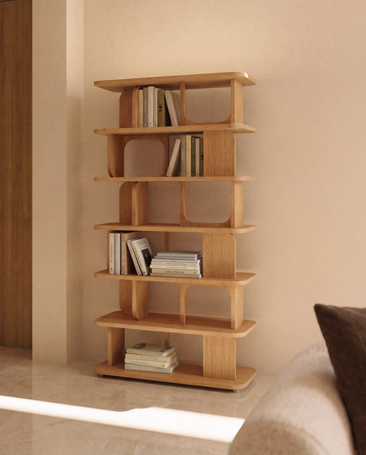 Scaffalatura Aduma in impiallacciatura in rovere con finitura tono naturale FSC 100% 100 x 187 cm