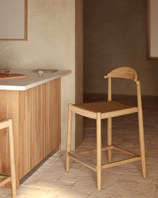 Sgabello Nina in legno massello di acacia altezza 62 cm