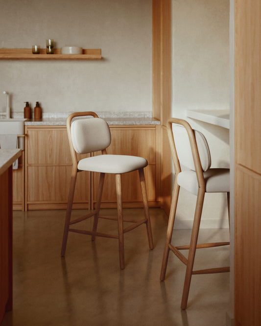 Sgabello Helda in ciniglia beige e massello di quercia 65 cm