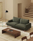 Divano Karin 3 posti in ciniglia verde scuro con gambe in legno massiccio di faggio con finitura tono noce 228 cm