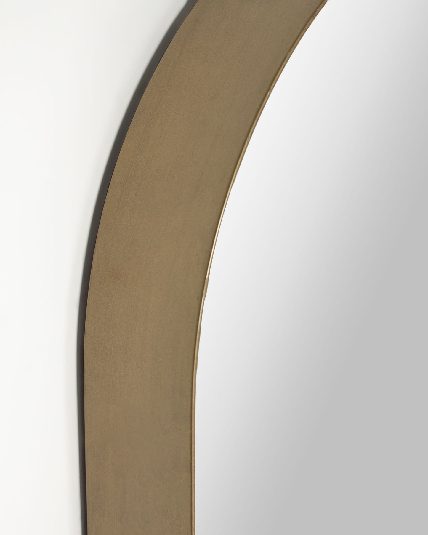 Specchio da parete Tiare in metallo dorato 31 x 101 cm