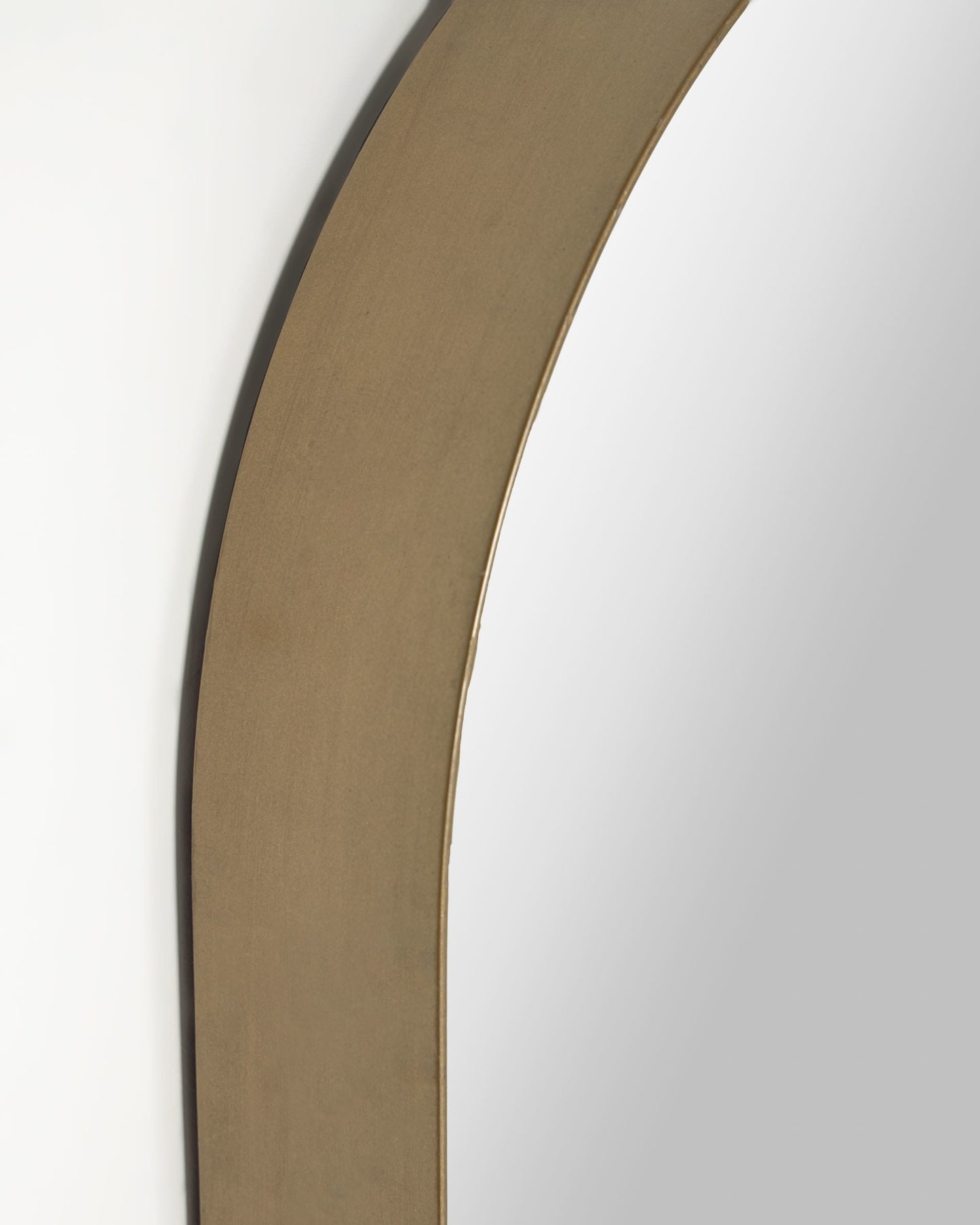 Specchio da parete Tiare in metallo dorato 31 x 101 cm