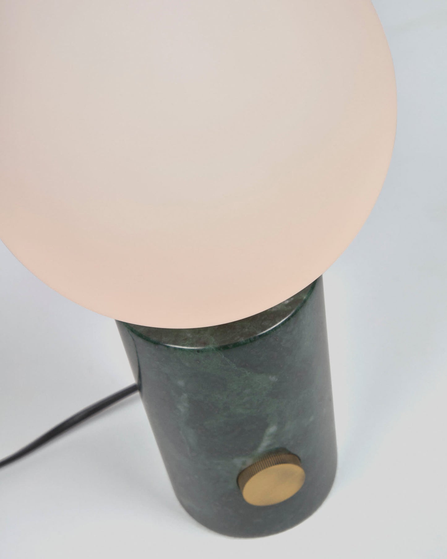 Lampada da tavolo Lonela in marmo finitura verde