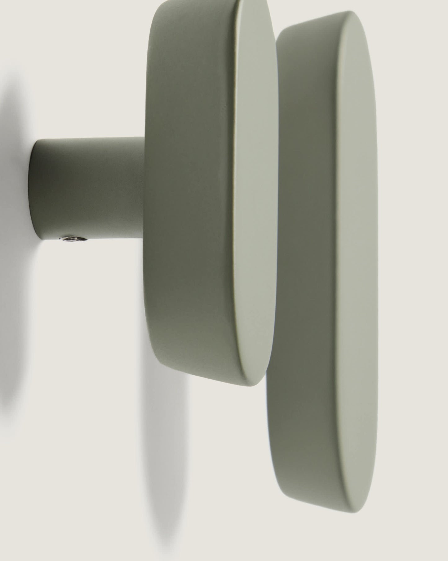 Set Arely di 2 appendini in legno di faggio massiccio con finitura laccata verde 6,5 cm/10 cm