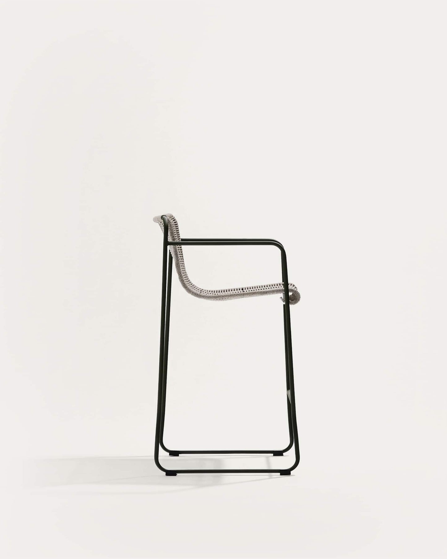 Sgabello Maurina in acciaio zincato verde e corda ecru e grigia 64,5 cm