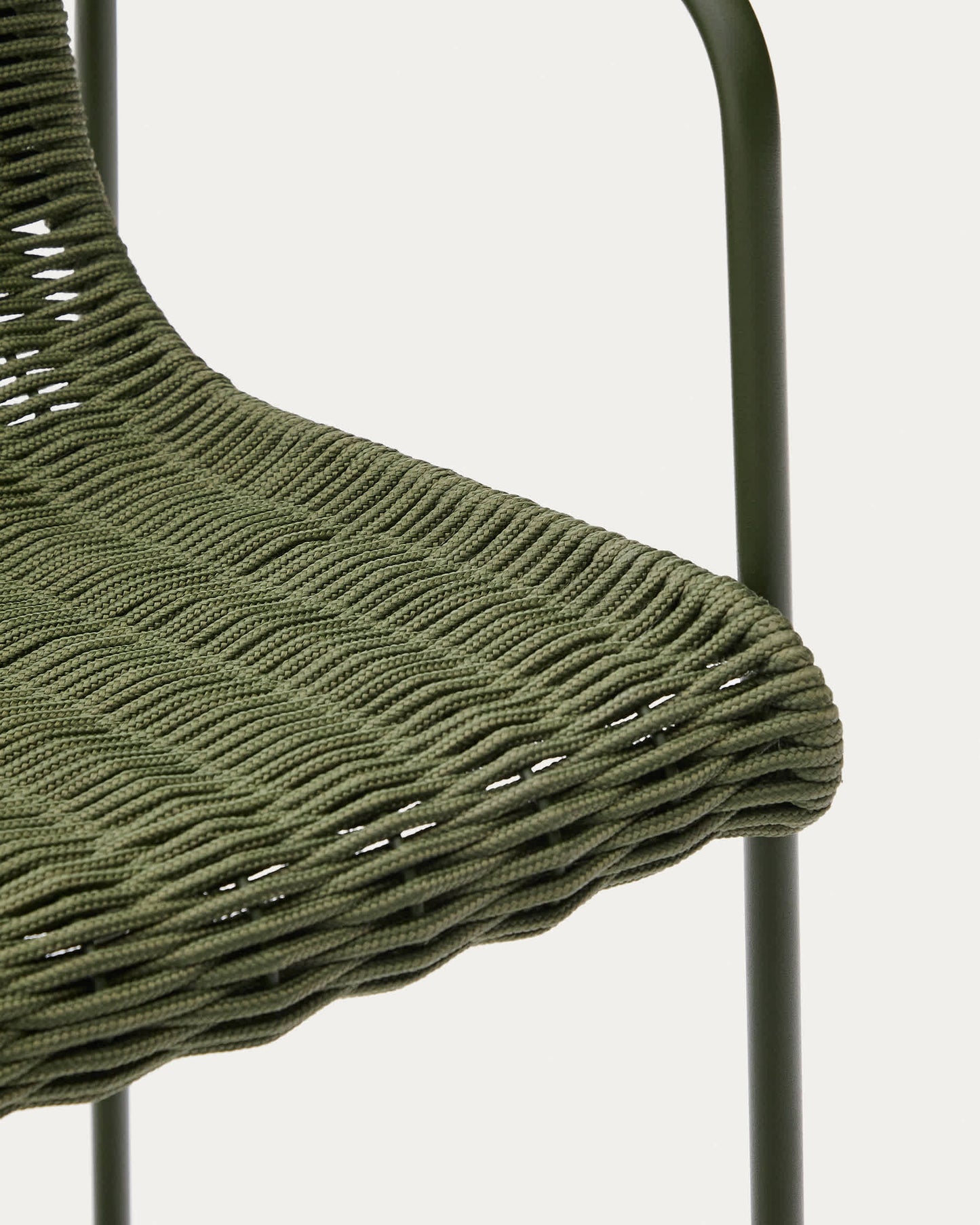 Sgabello Maurina impilabile in acciaio zincato verde con corda verde 74,5 cm