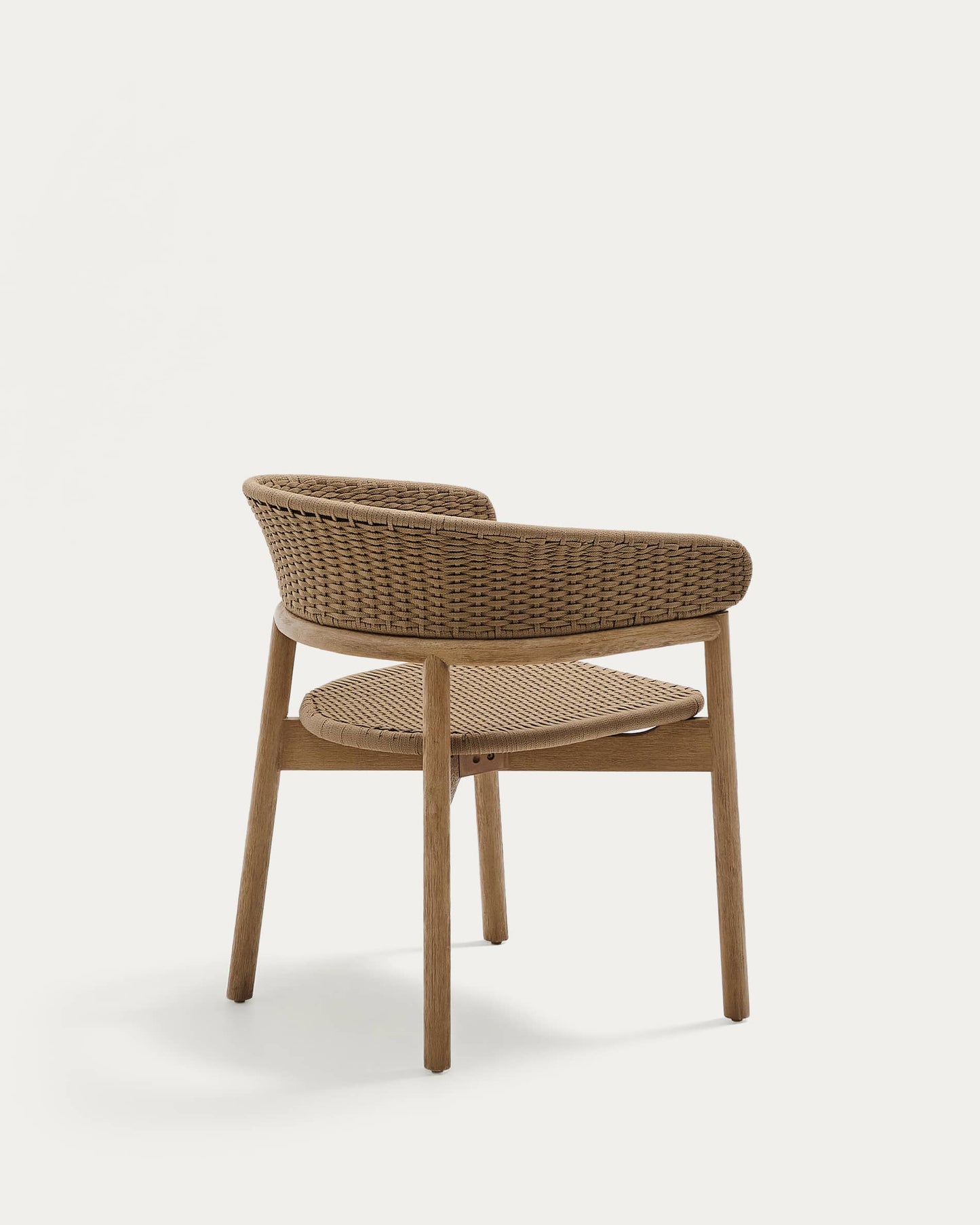 Sedia Arinella in legno massiccio di acacia con finitura naturale e corda beige