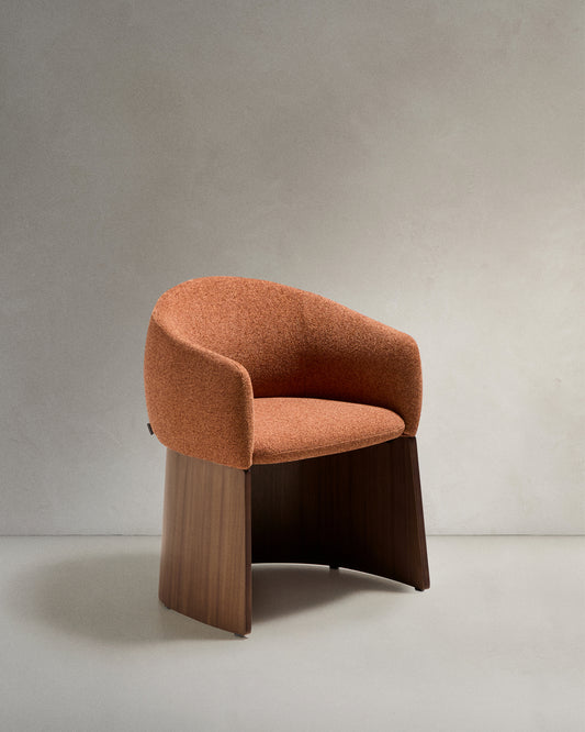 Sedia Bosca in ciniglia color terracotta e impiallacciatura di noce