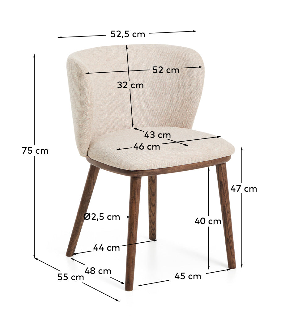 Sedia Ciselia in ciniglia beige e gambe in legno massiccio di frassino con finitura noce