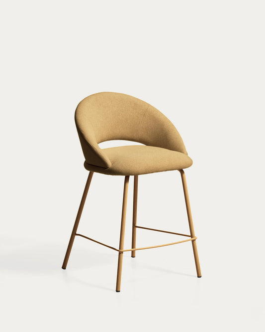 Sgabello Bonali in ciniglia senape con gambe in metallo senape FSC Mix Credit 65 cm