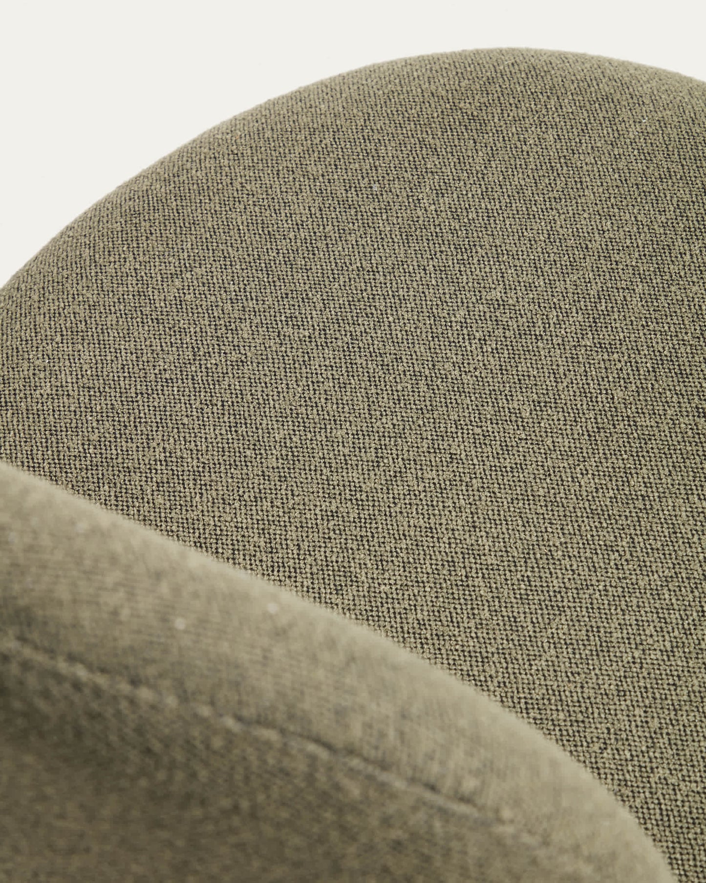 Sedia girevole Arino in ciniglia verde con gambe in metallo verde FSC 100%