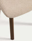 Sedia Meila in ciniglia beige e gambe in rovere massiccio con finitura noce
