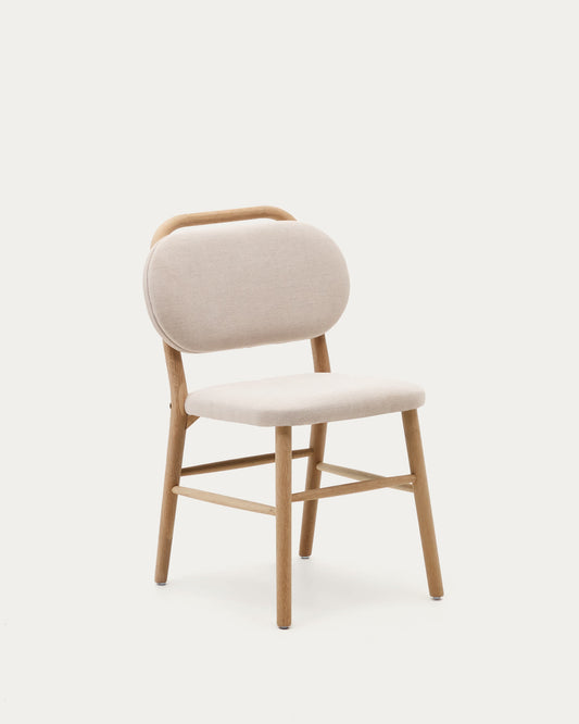 Sedia Helda in ciniglia beige e massello di quercia