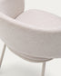 Sedia Maina beige e gambe in acciaio con finitura beige
