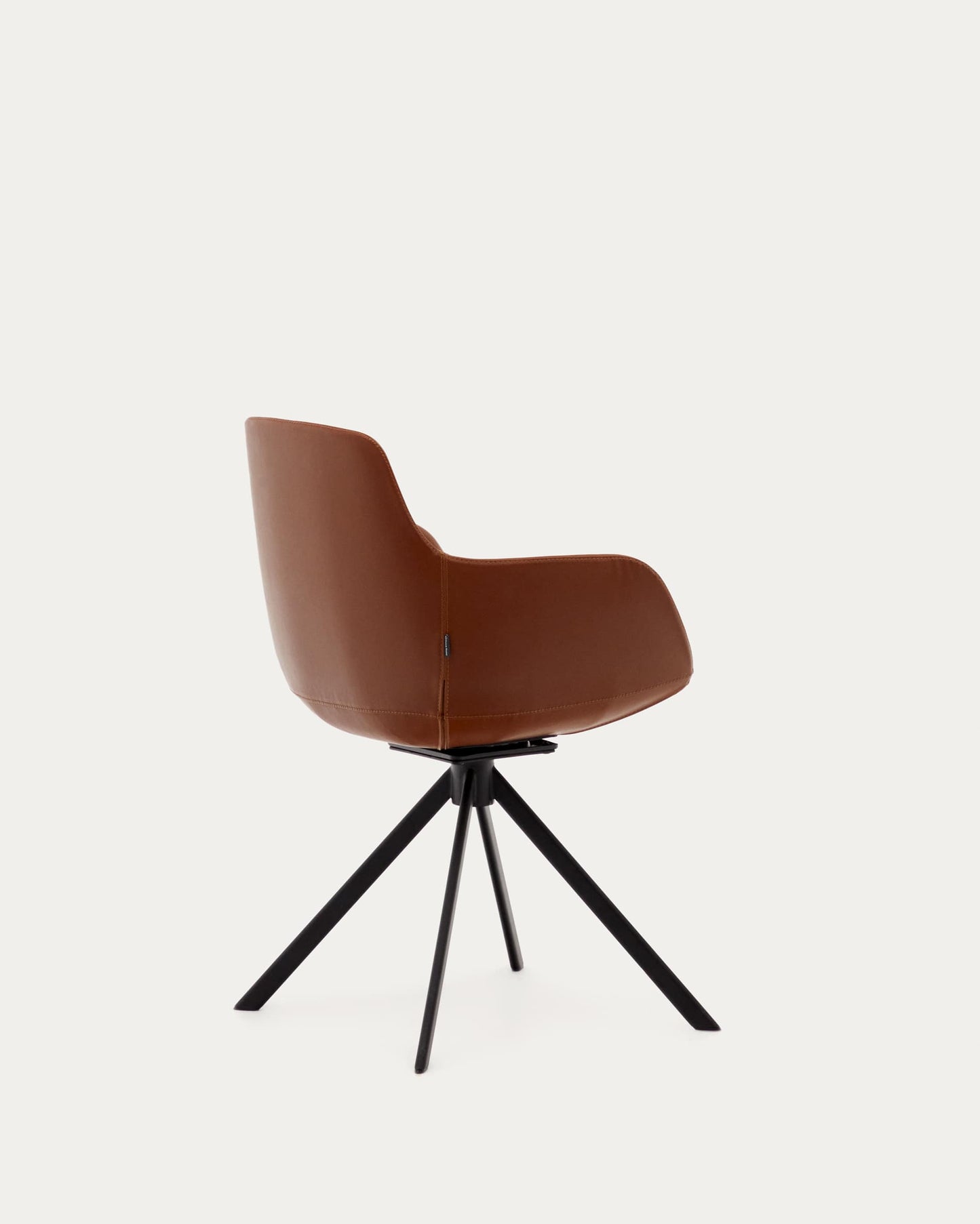 Sedia girevole con ritorno automatico Tissiana di pelle sintetica marrone alluminio nero opaco