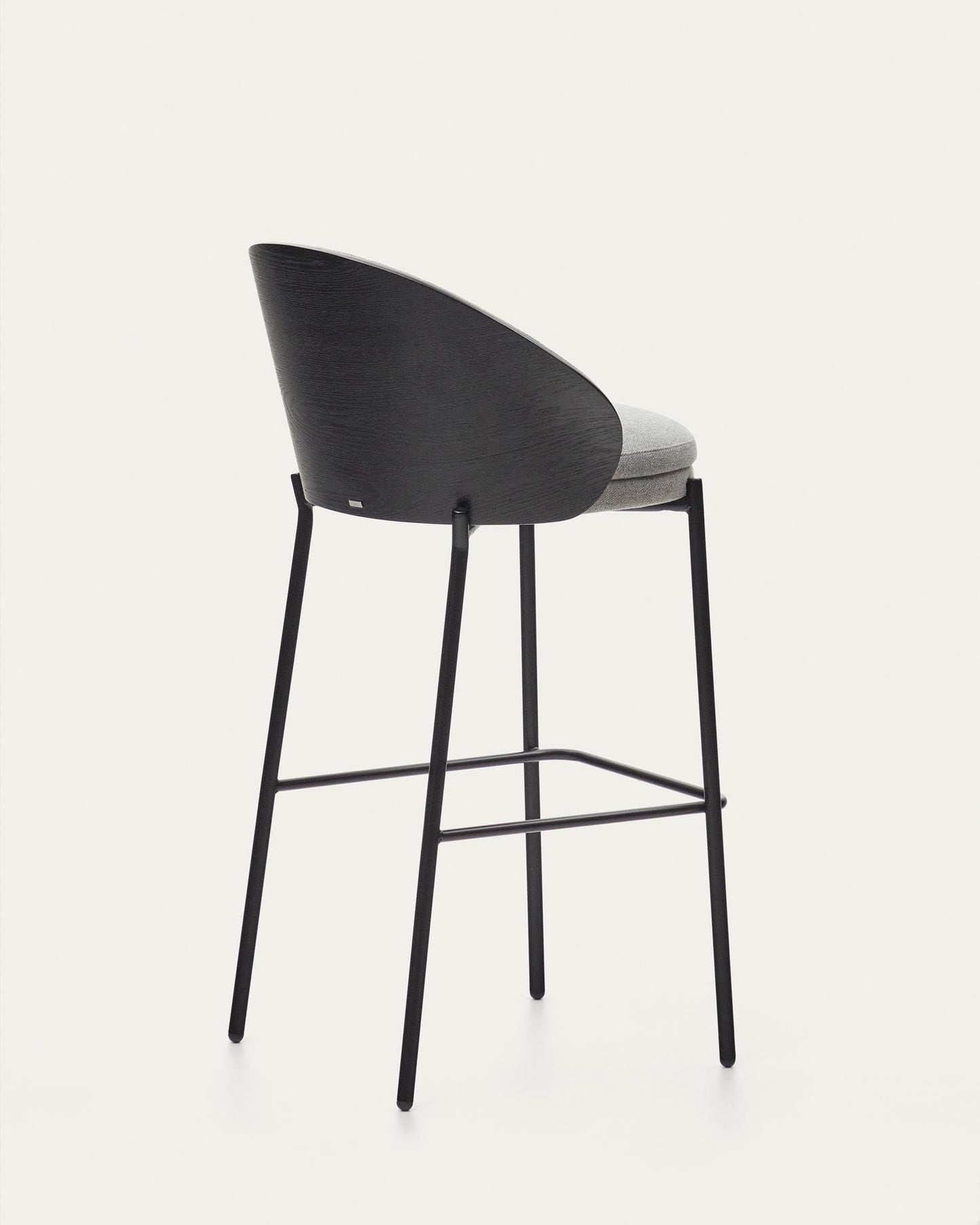 Sgabello Eamy in ciniglia grigio chiaro impiallacciato frassino finitura nera, metallo nero 75 cm
