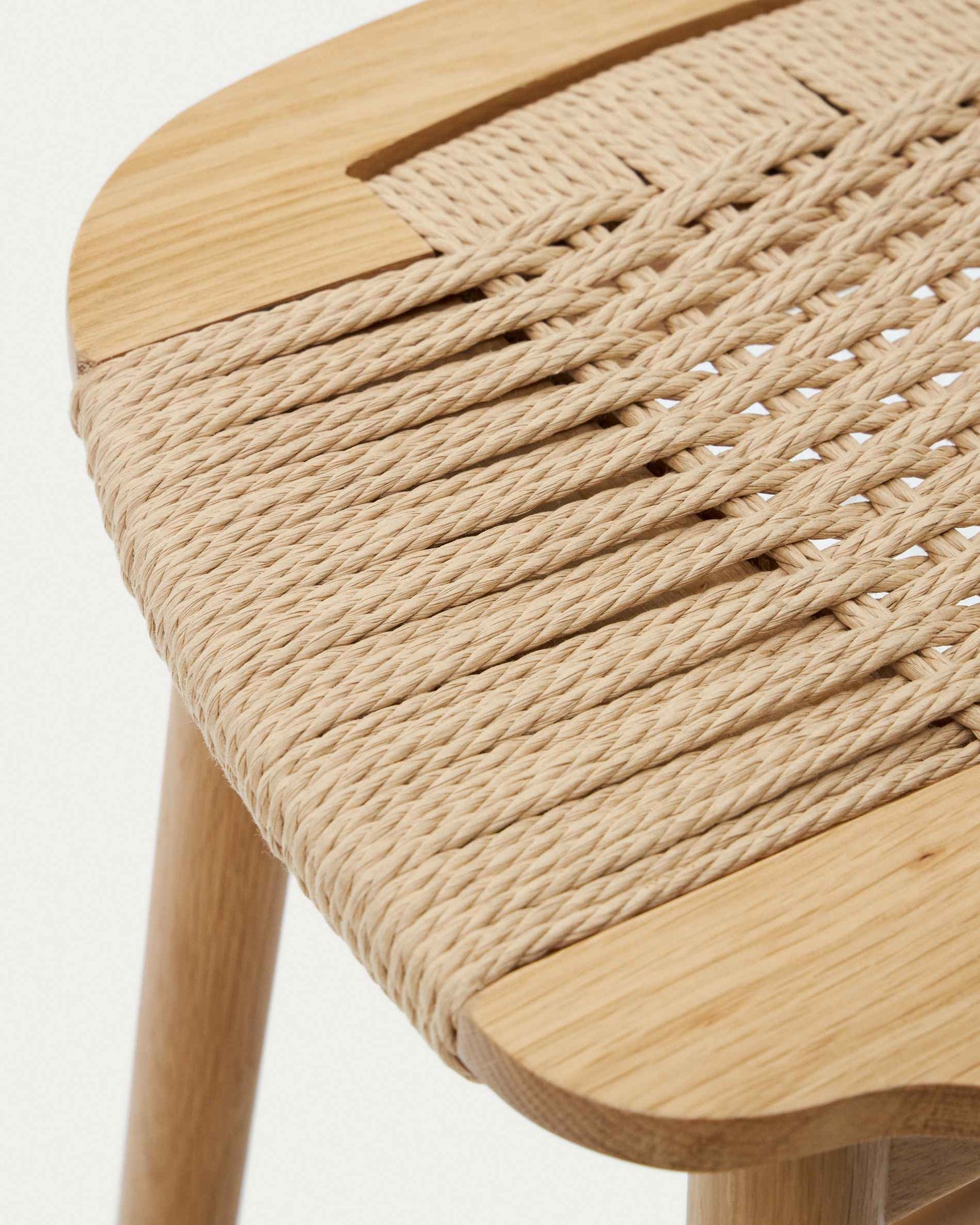 Sgabello Enit in corda di carta beige e legno massiccio di rovere rifinitura naturale 65 cm
