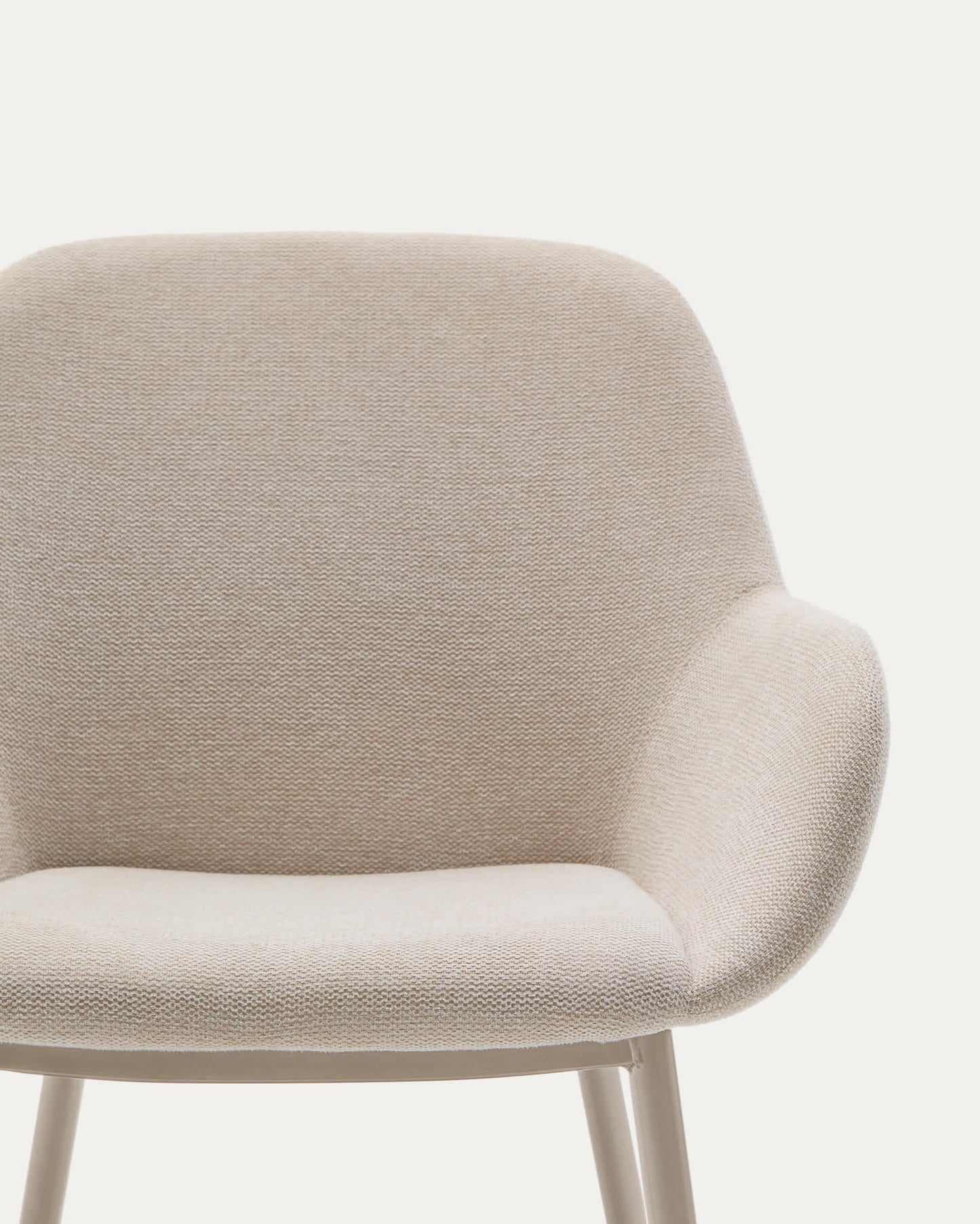 Sedia Konna beige e gambe in acciaio con finitura verniciata beige